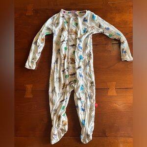 Magnetic Me 6-9 month Footed Sleepy